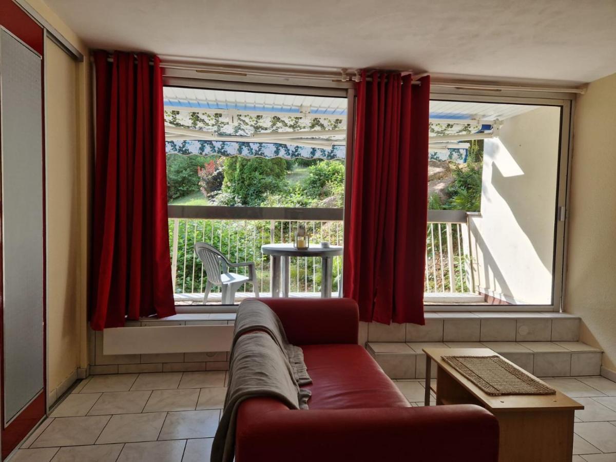 Les Griffes D'or Apartment *